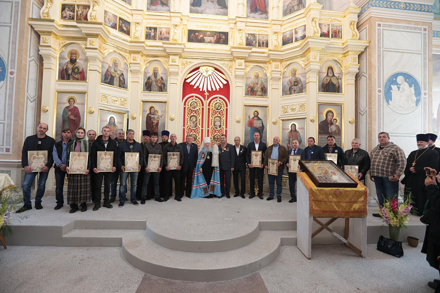 Великое освящение Казанского храма села Дединово
